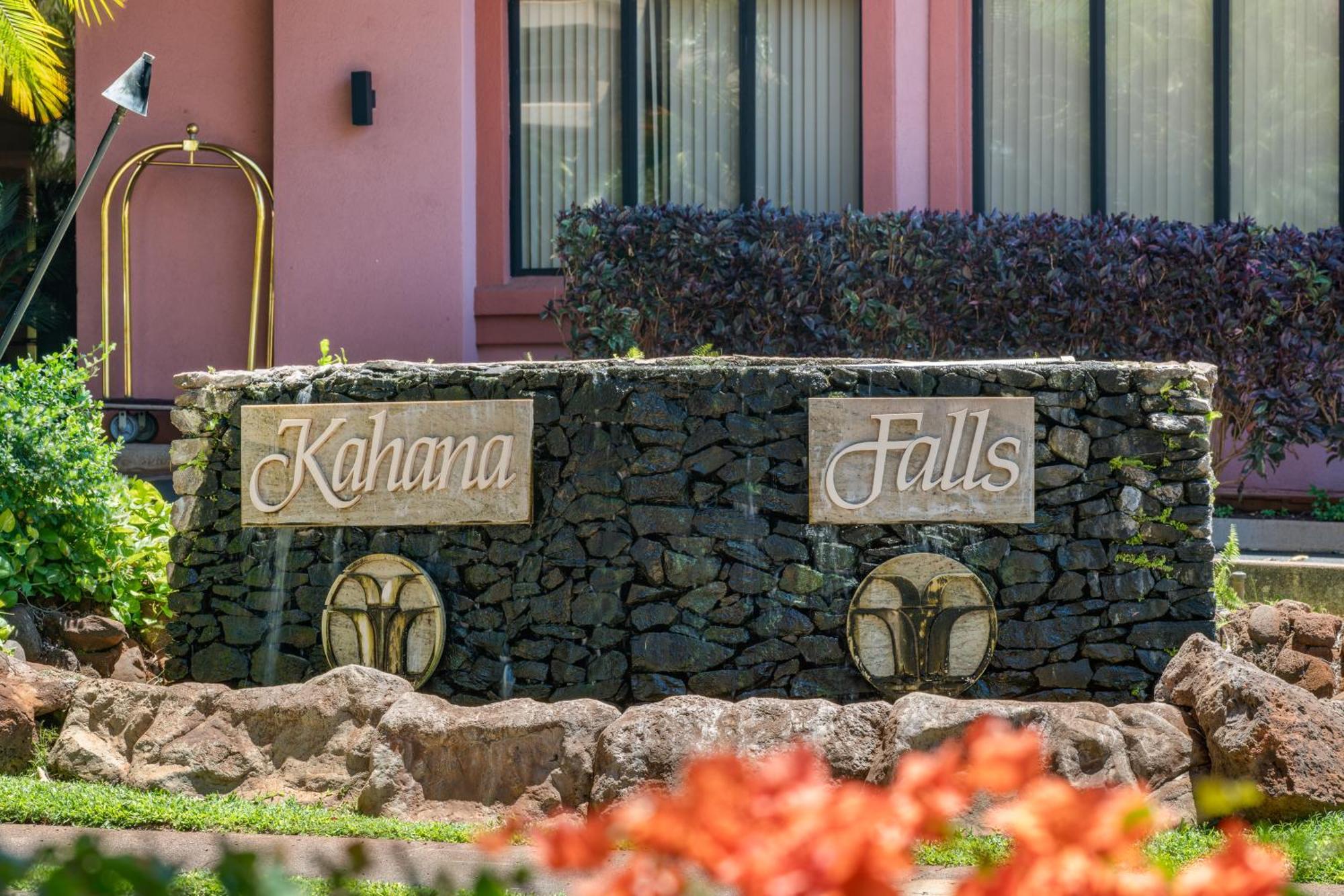 Kahana Falls Resort Napili-Honokowai Екстер'єр фото