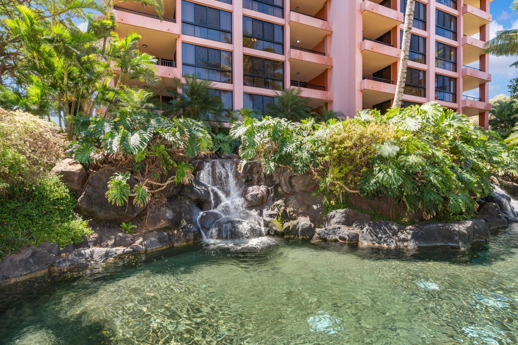 Kahana Falls Resort Napili-Honokowai Екстер'єр фото