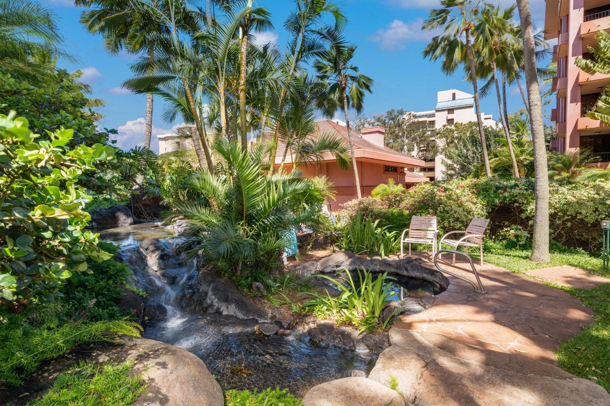 Kahana Falls Resort Napili-Honokowai Екстер'єр фото